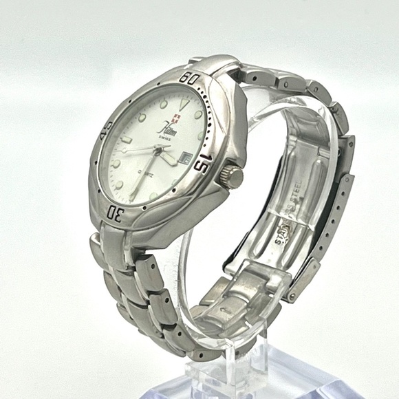 Hilton Unisex Swiss Made Silver and White Mens Watch Working - Picture 4 of 9